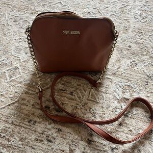 Steve Madden Tan Crossbody Bag with Gold Chain